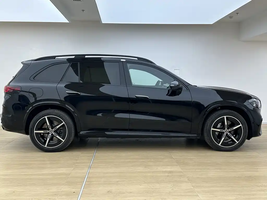 Mercedes-Benz GLC New Energy — миниатюра 3