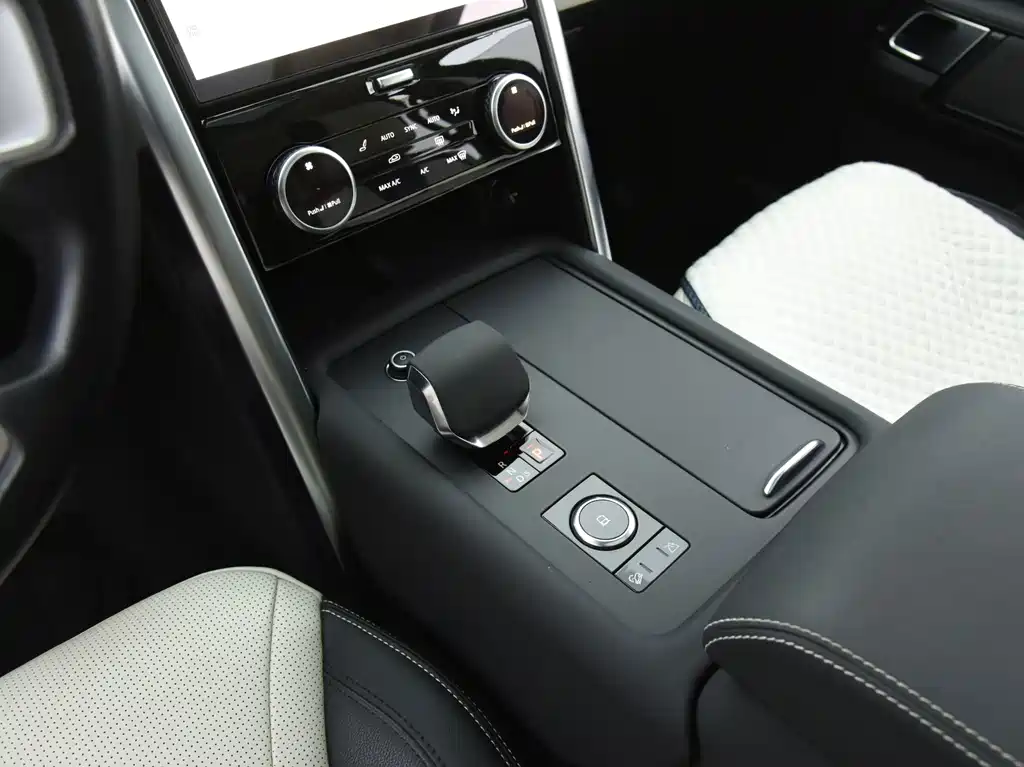 Land Rover Discovery — миниатюра 10