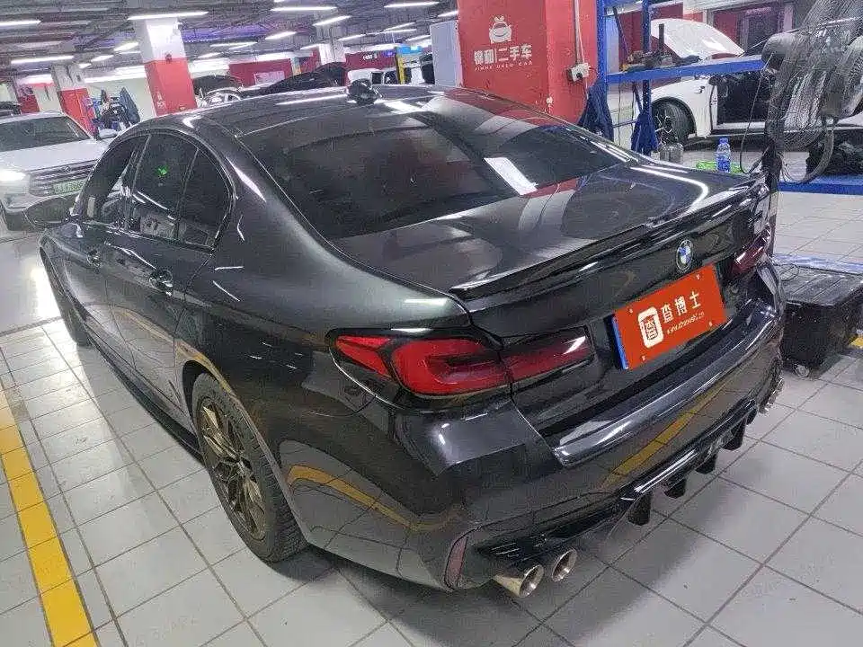 BMW 5 Series (Import) — миниатюра 7