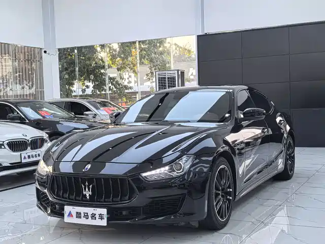 MASERATI GHIBLI