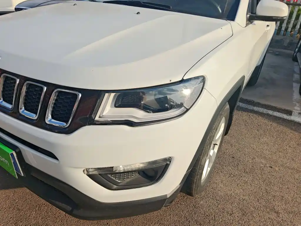 Jeep Compass — миниатюра 24