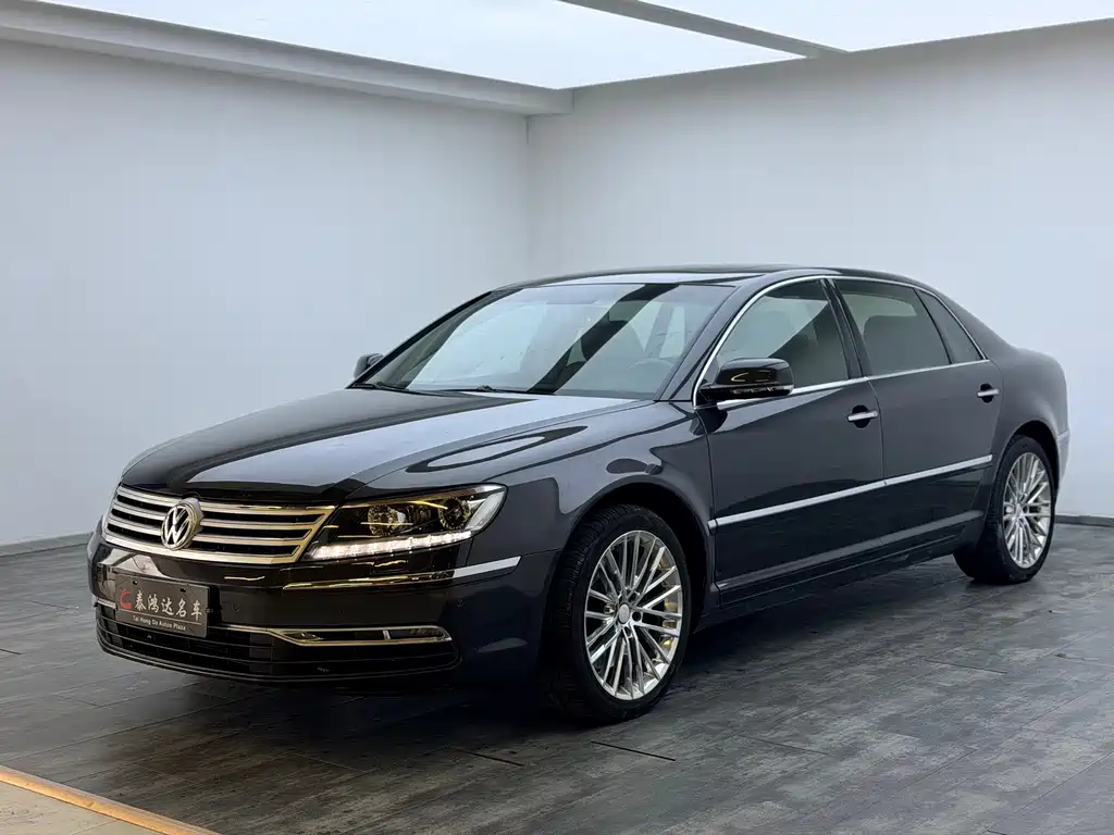 Volkswagen Phaeton 3.6L V6 4 seats Extended Individual Edition, фото 4