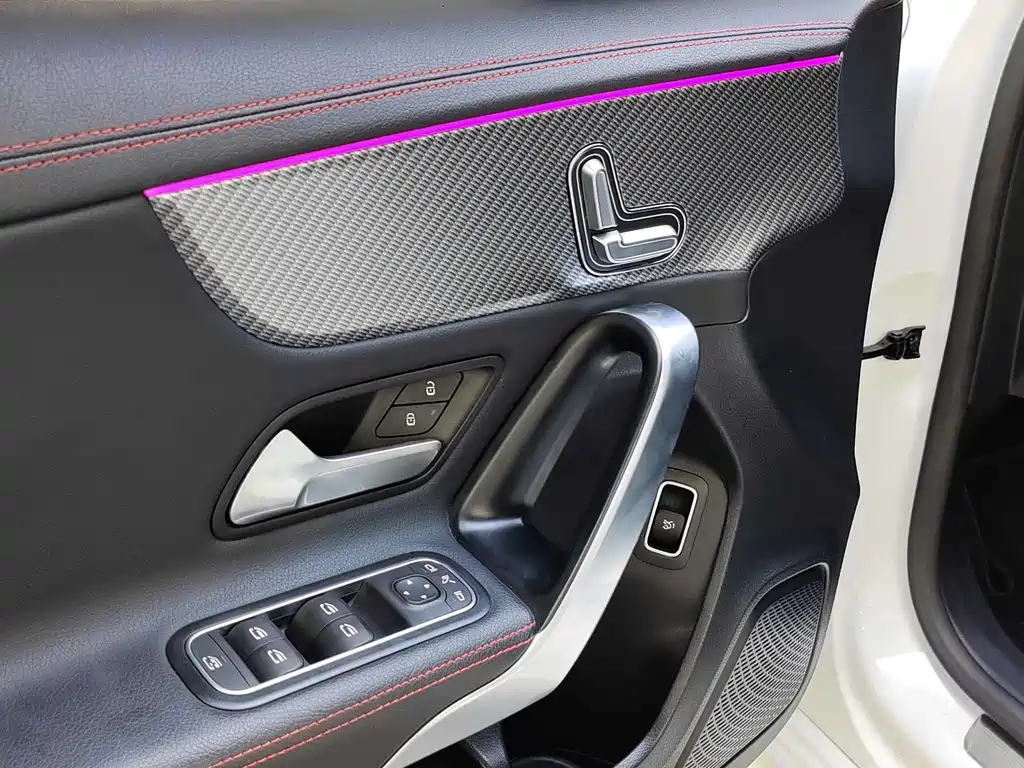 Mercedes-Benz A-Class — миниатюра 12