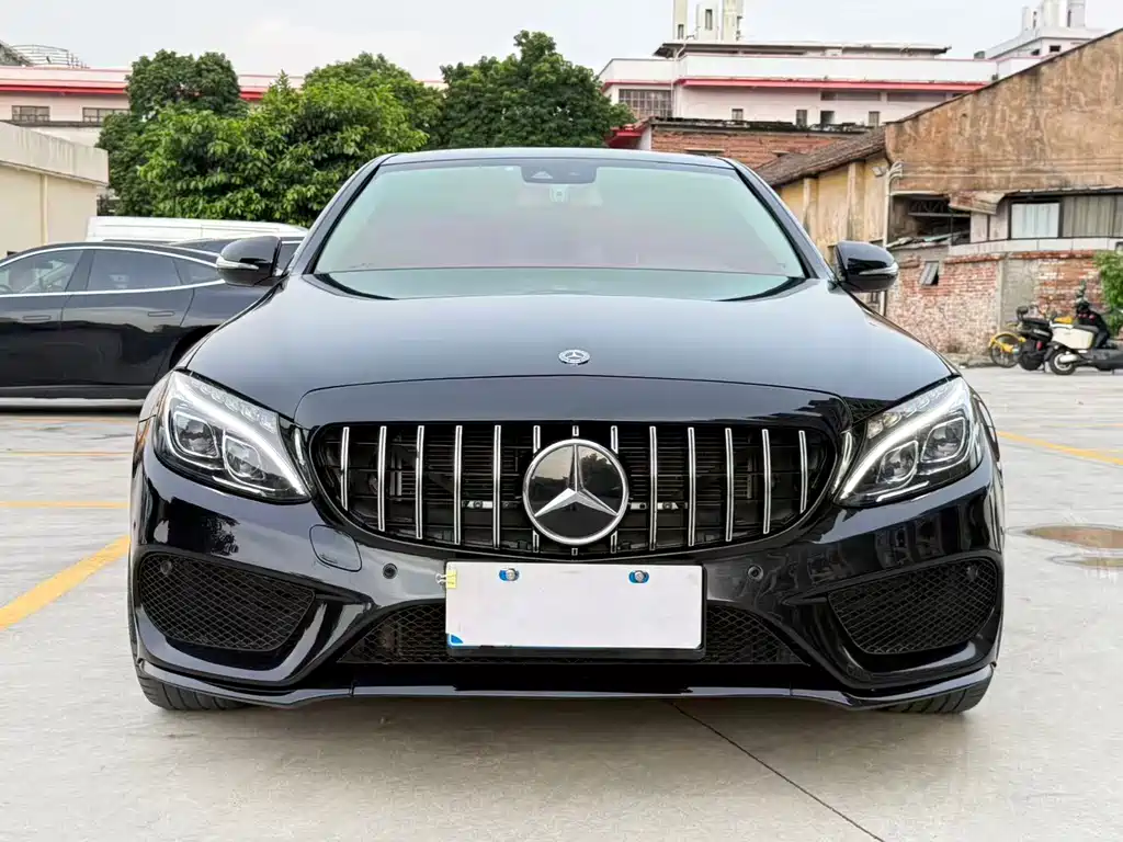 Mercedes-Benz C-Class — миниатюра 2