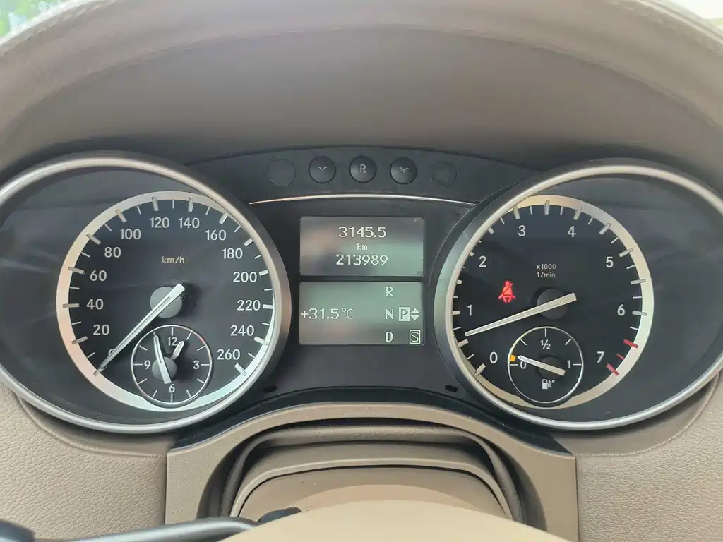 Mercedes-Benz GL 2011 GL 450 Luxury Grand Edition