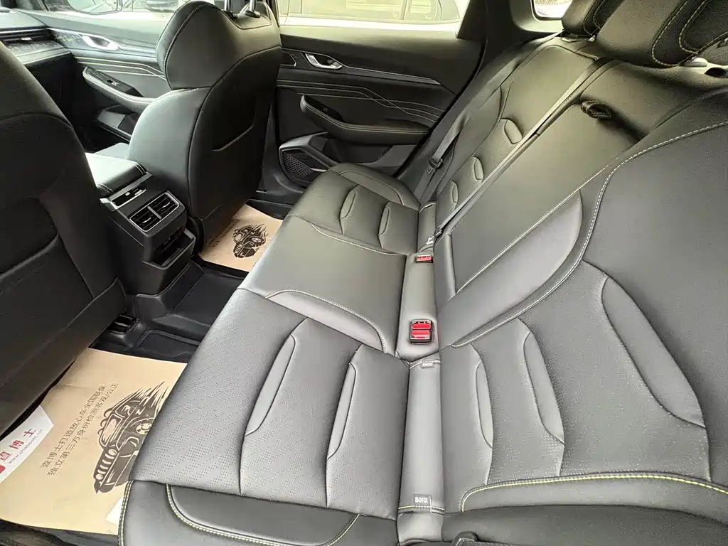 Geely Xingrui — миниатюра 10