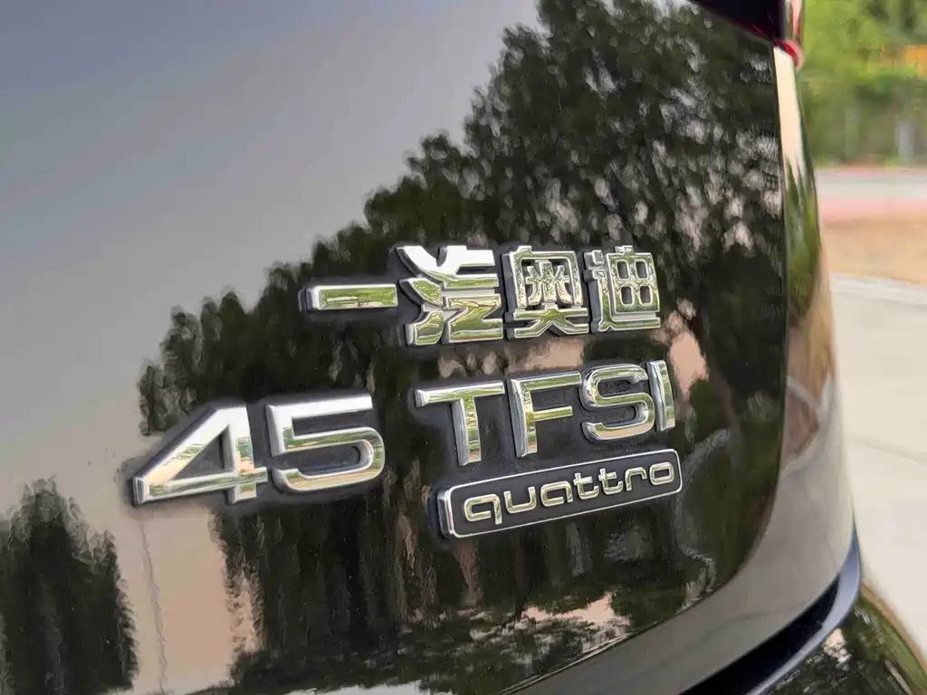 Audi Q5L Sportback — миниатюра 28