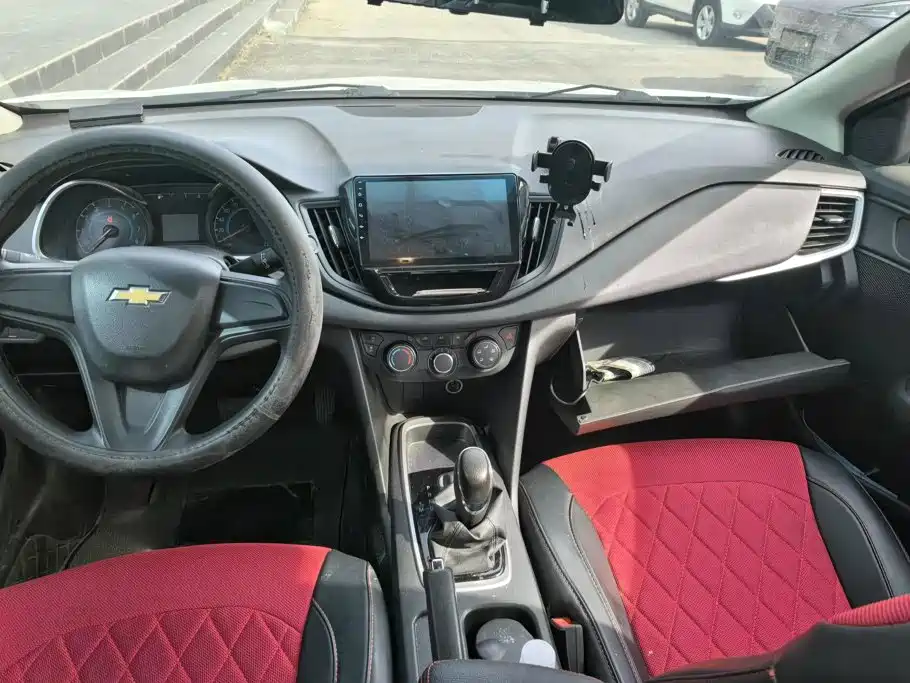 Chevrolet Cavalier — миниатюра 12