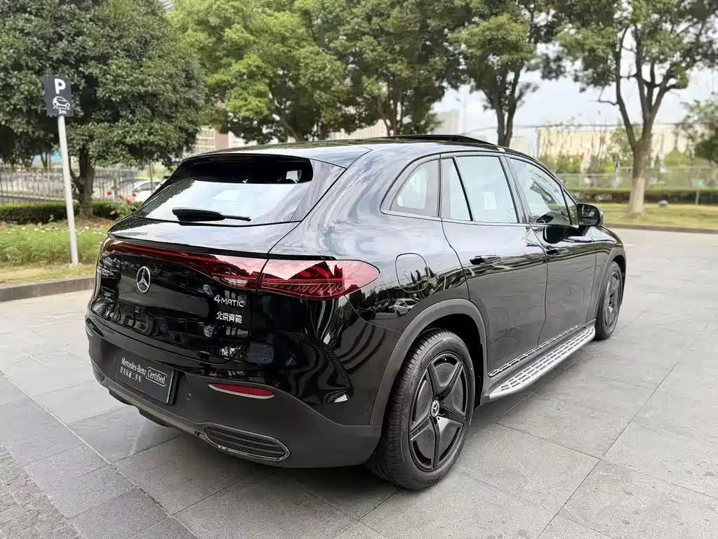 Mercedes-Benz EQE SUV 2026 500 4MATIC Flagship