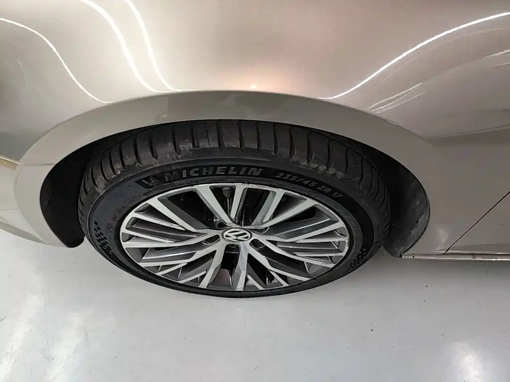 Volkswagen CC — миниатюра 23