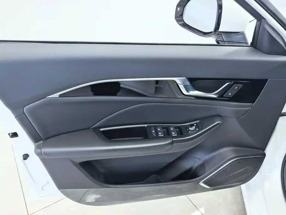 Bestune B70 — миниатюра 7