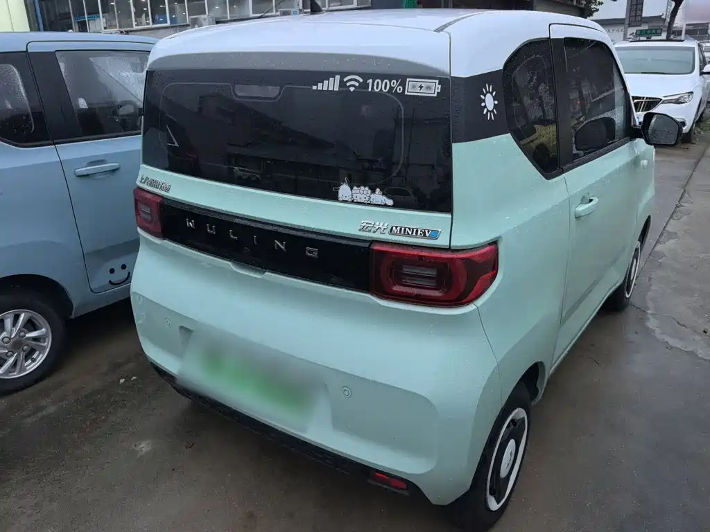 Wuling MINIEV — миниатюра 7