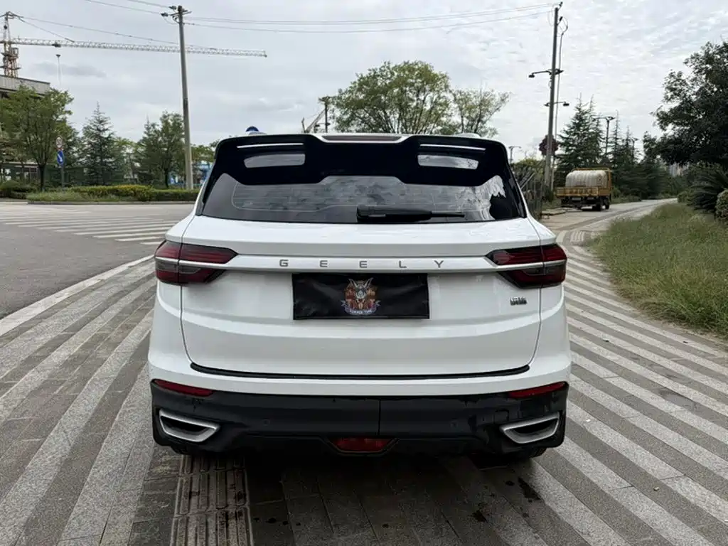 Geely Binyue — миниатюра 23