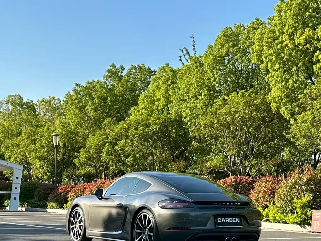 Porsche 718 2020 Cayman 2.0T