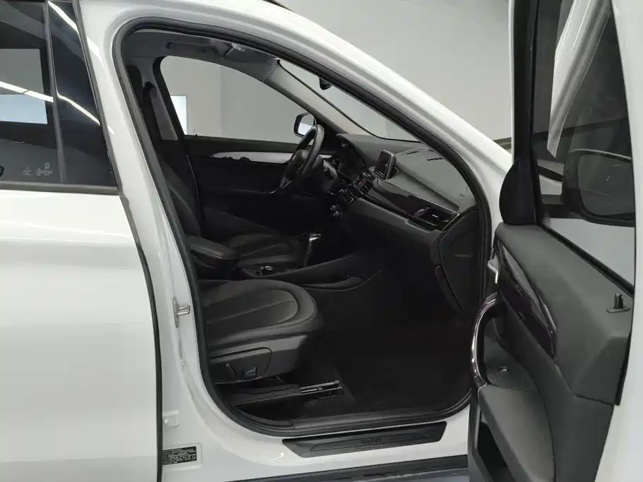 BMW X1 — миниатюра 8