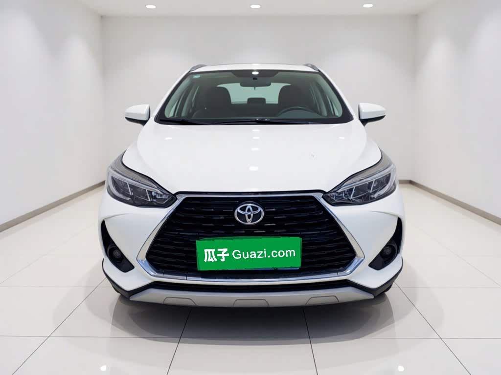 Toyota YARiS L Zhi Xuan 1.5 л 2022 г. Белый, пробег 16600 км