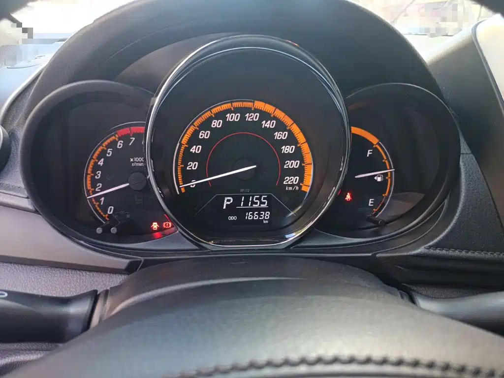 Toyota Yaris L — миниатюра 7
