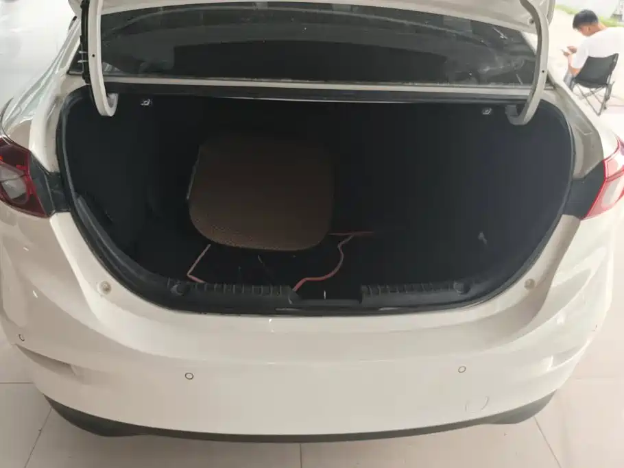 Mazda 3 Axela — миниатюра 4