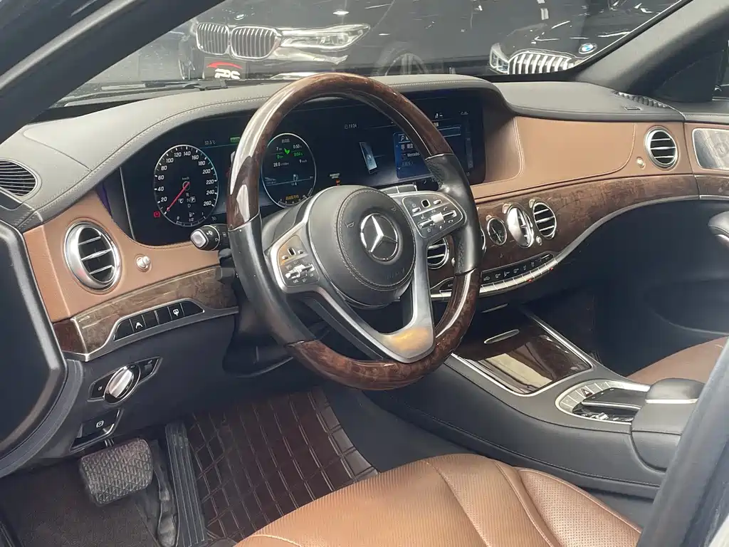 Mercedes-Benz S-Class — миниатюра 4
