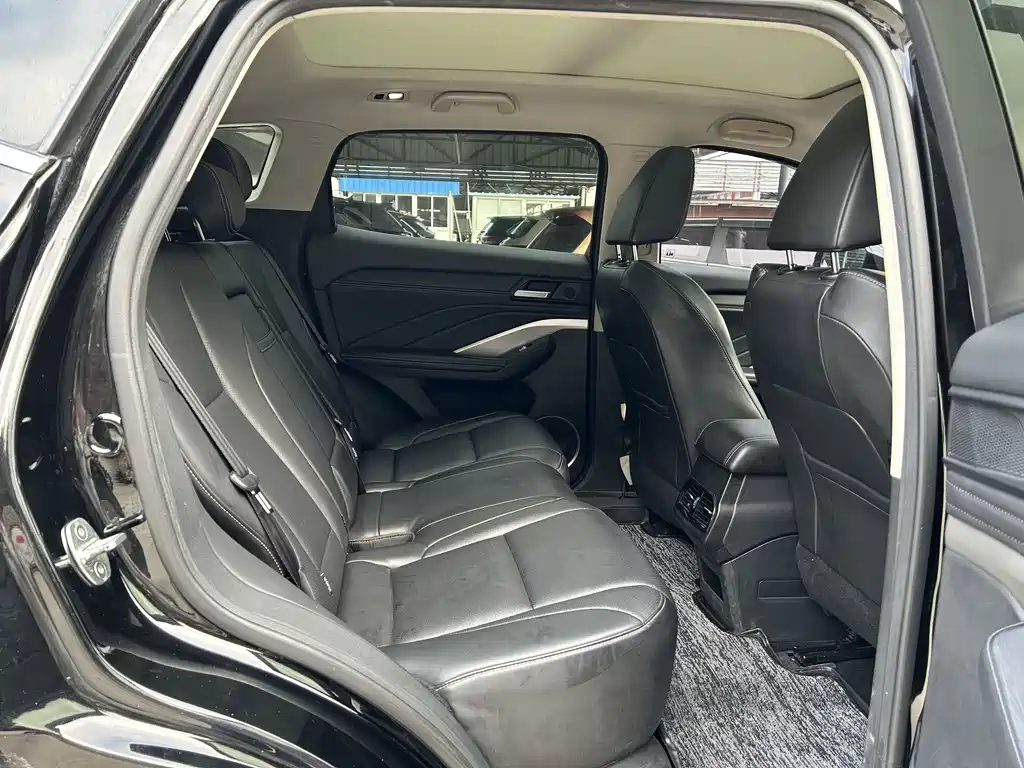 WEI PAI WEI BRAND VV6