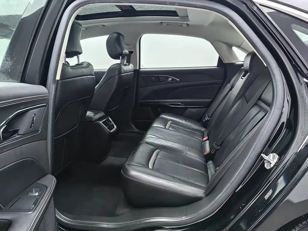 Ford Taurus — миниатюра 15