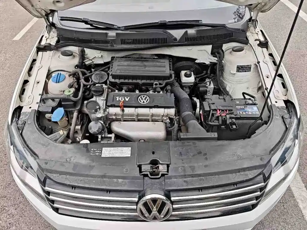 Volkswagen Bora — миниатюра 9