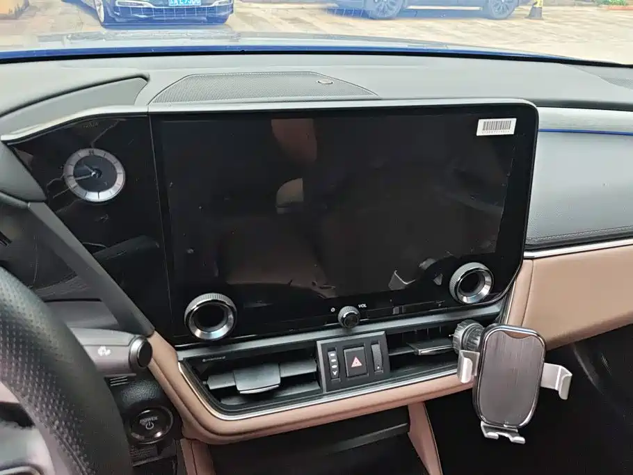 Lexus ES — миниатюра 13