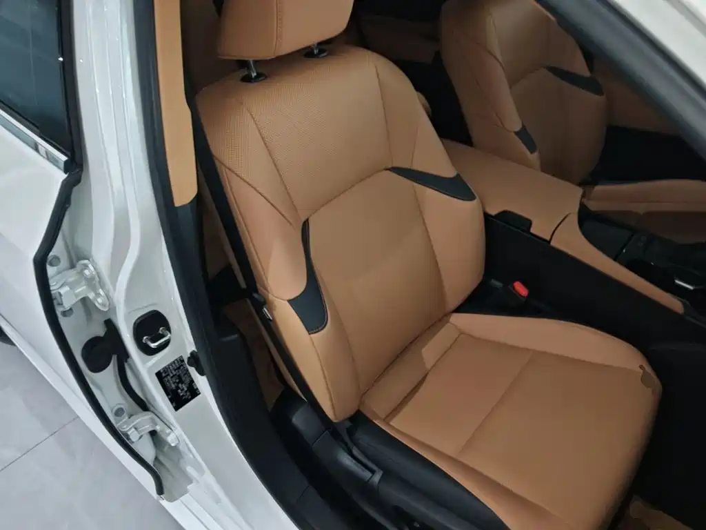 Lexus ES — миниатюра 25