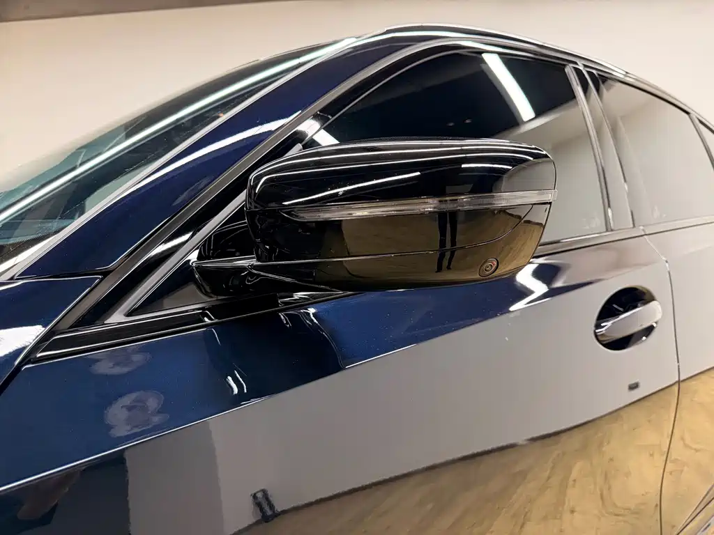 BMW 3 Series — миниатюра 4