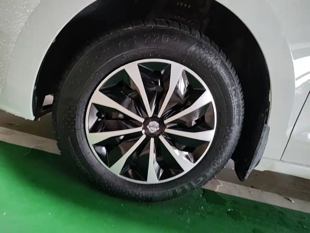 Volkswagen Jetta — миниатюра 23