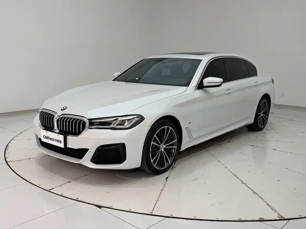 BMW 5 Series — миниатюра 22