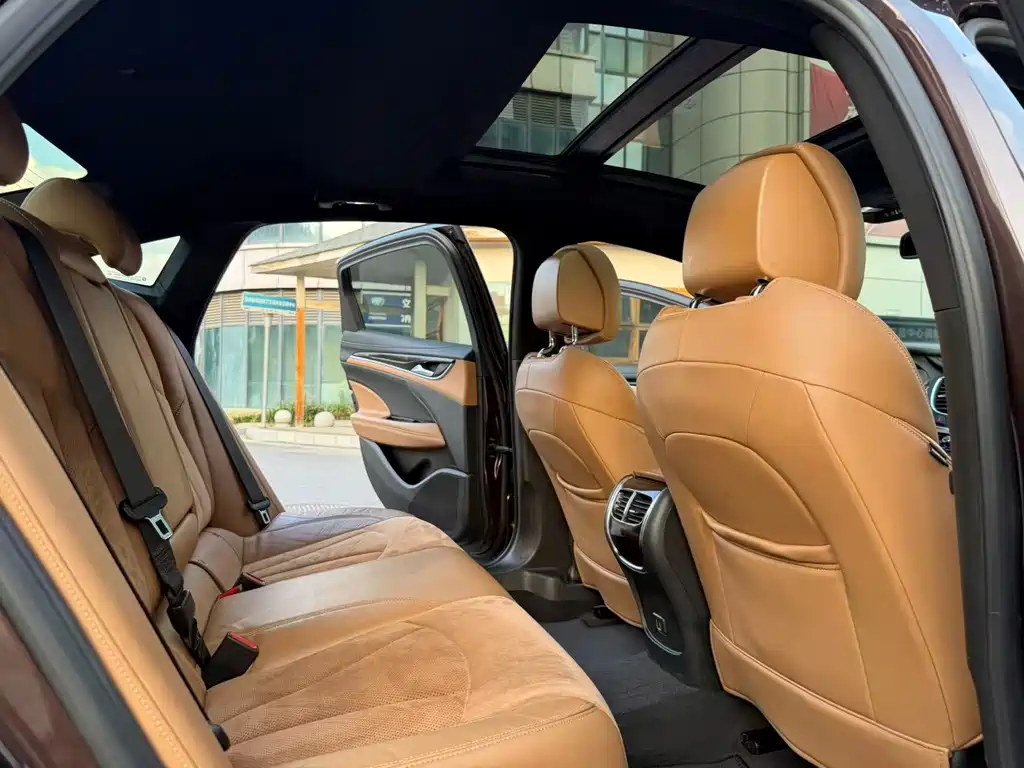 Buick LaCrosse — миниатюра 11