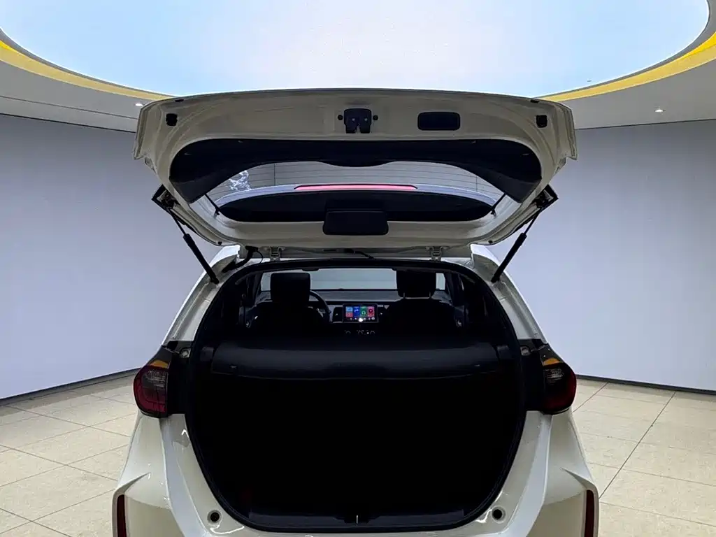 Honda Fit — миниатюра 7