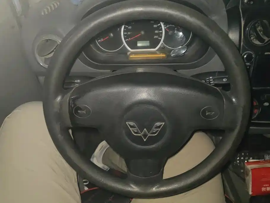 Wuling Hongguang — миниатюра 15