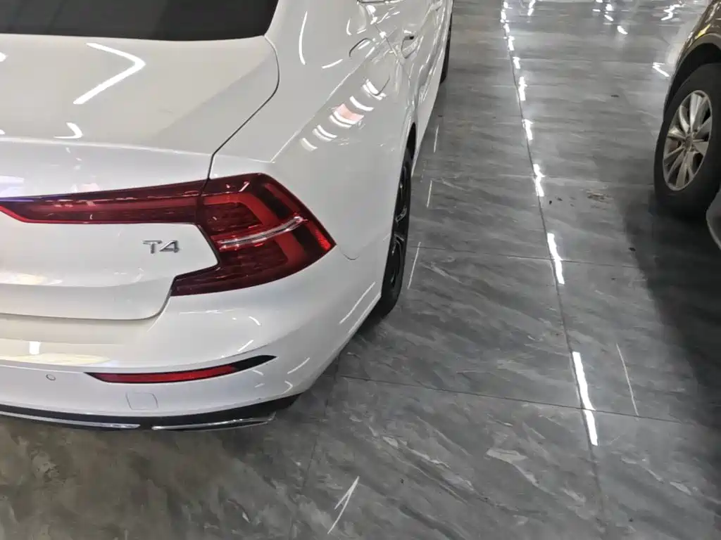 Volvo S60 — миниатюра 8