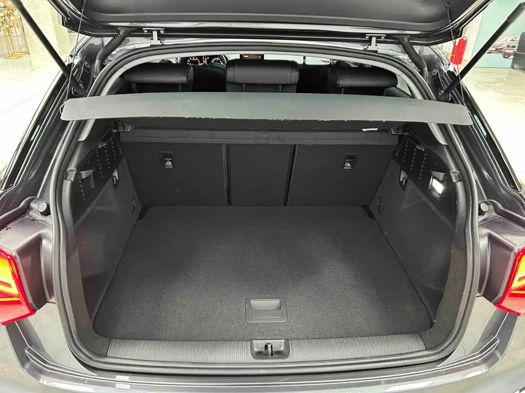 Audi Q2L — миниатюра 20