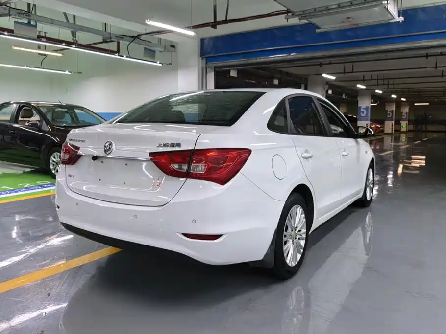 Buick Excelle — миниатюра 3