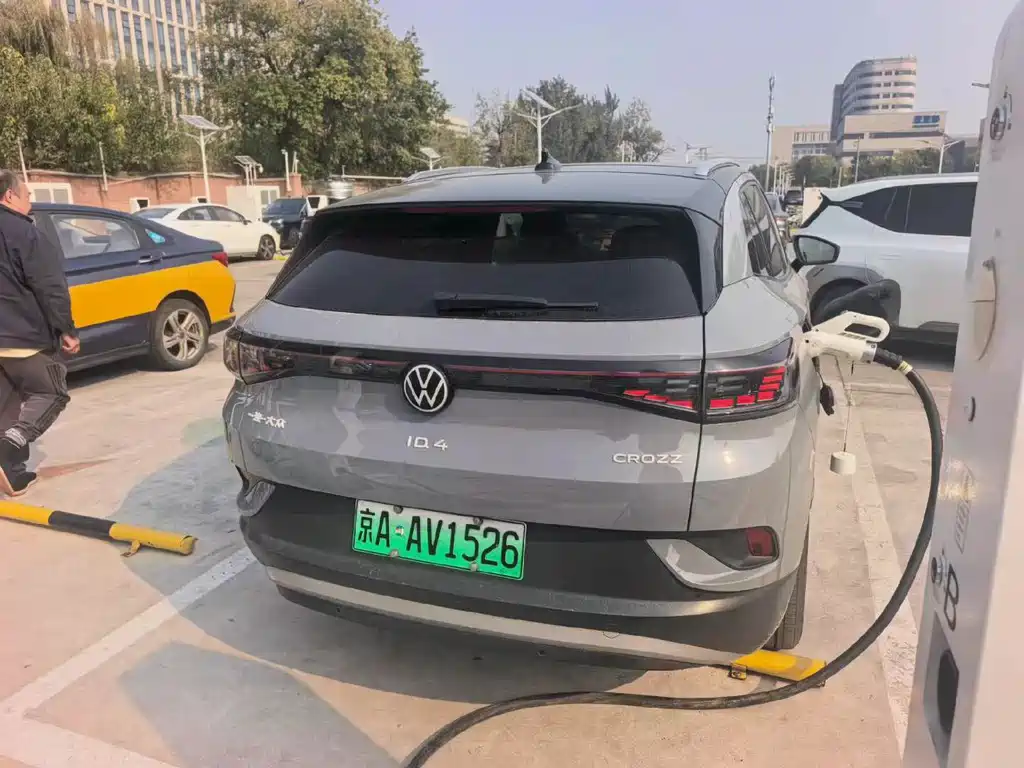 Volkswagen ID.4 Crozz — миниатюра 19