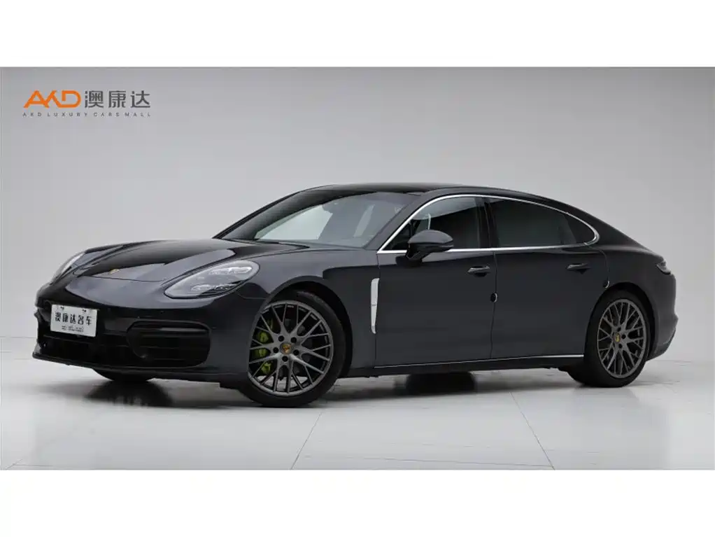 Porsche Panamera 2021
