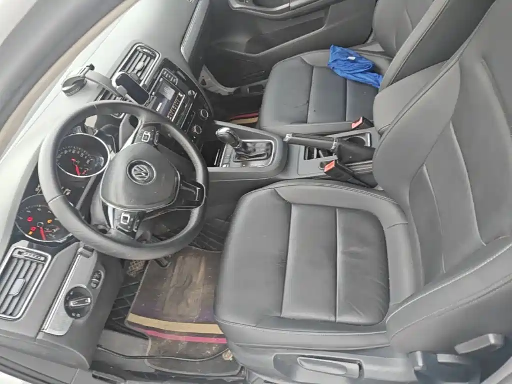 Volkswagen Sagitar — миниатюра 15