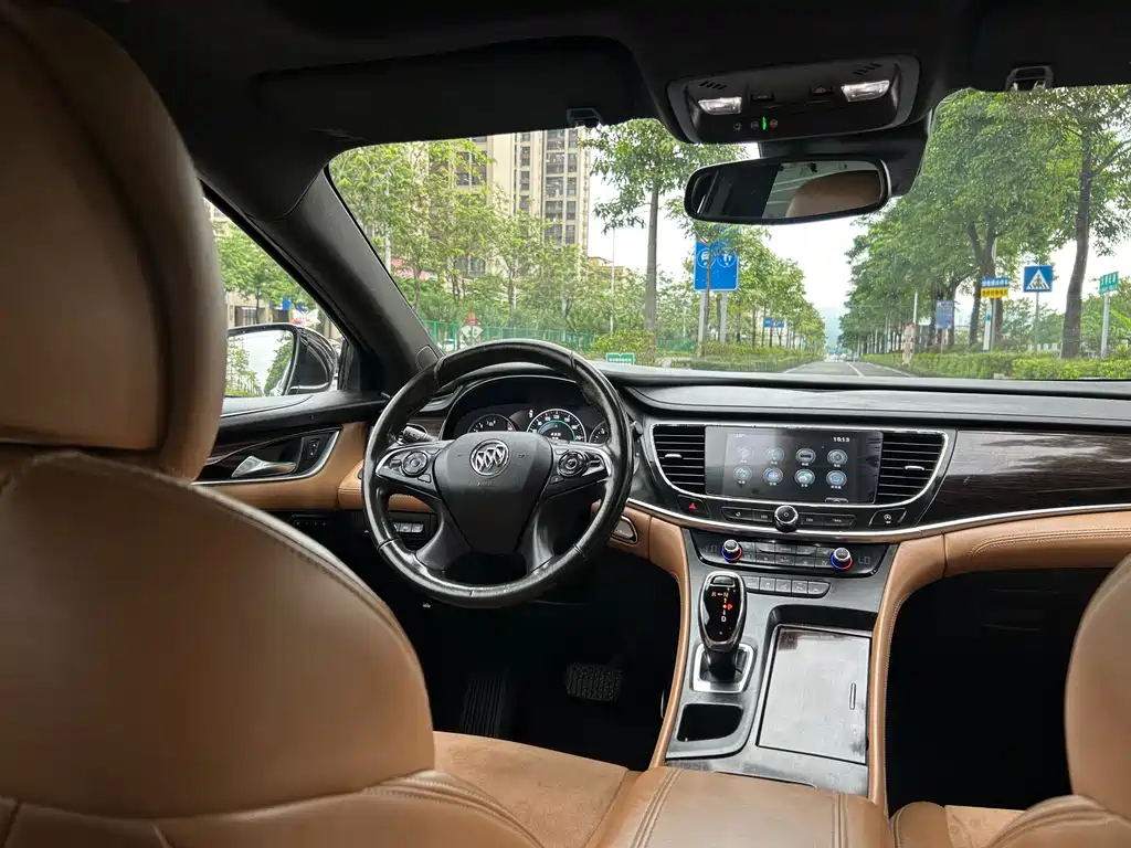 Buick LaCrosse — миниатюра 8