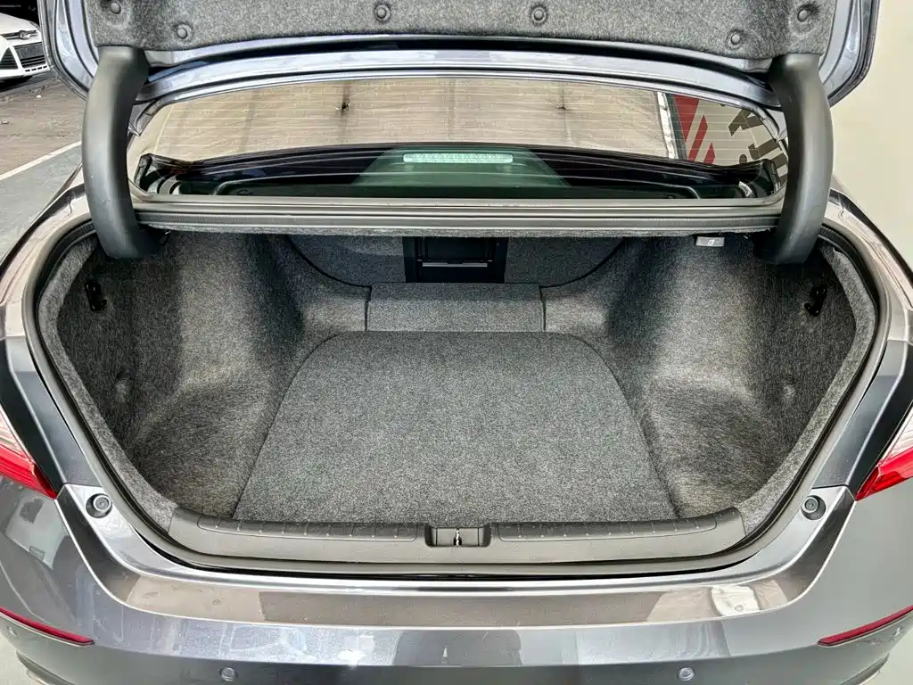 Honda Accord — миниатюра 16