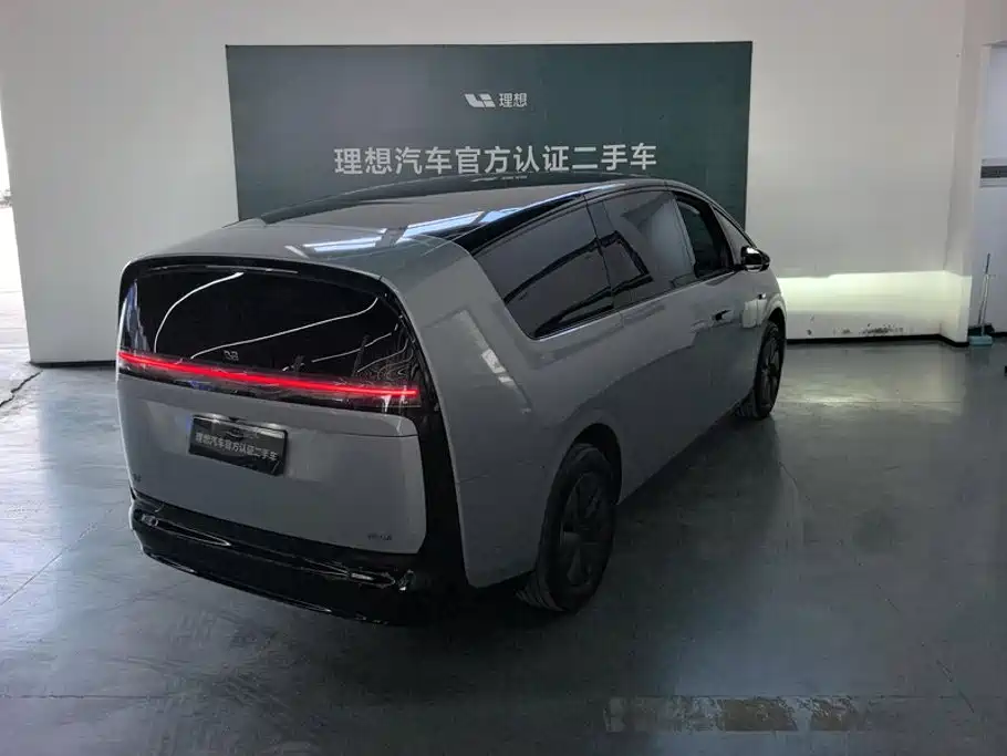 Li Auto Li MEGA — миниатюра 3