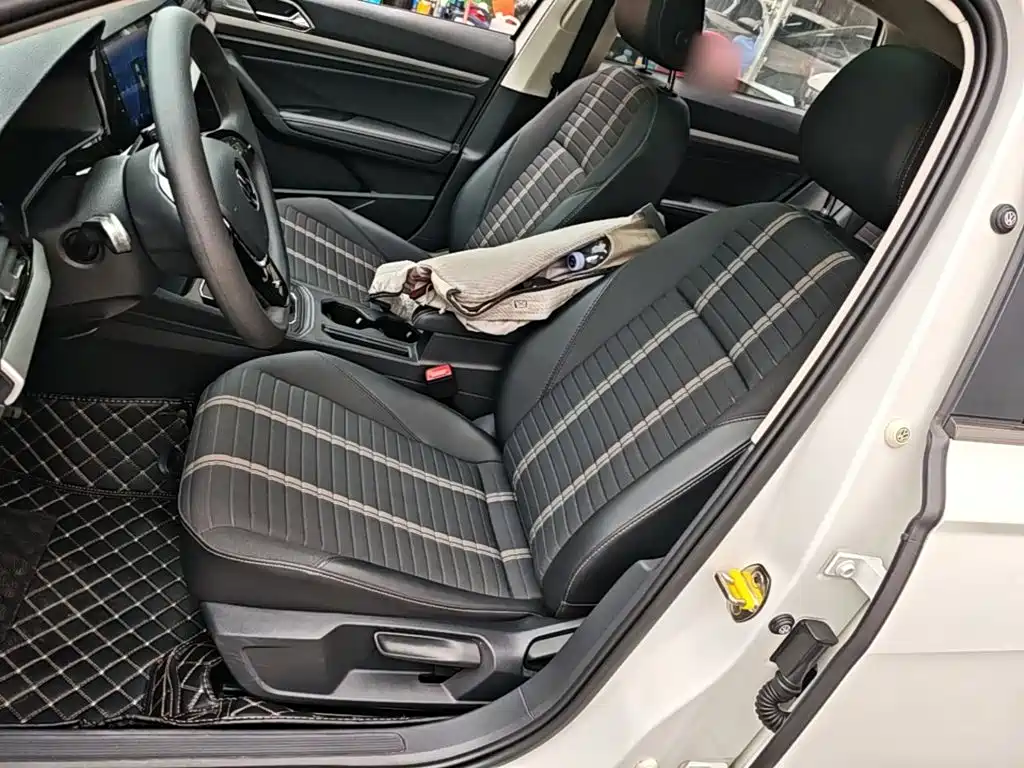 Volkswagen Lavida — миниатюра 15