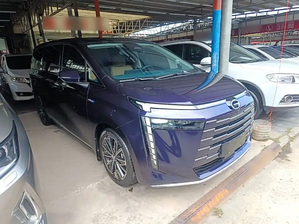 GAC Motor Trumpchi E8 PHEV — миниатюра 4