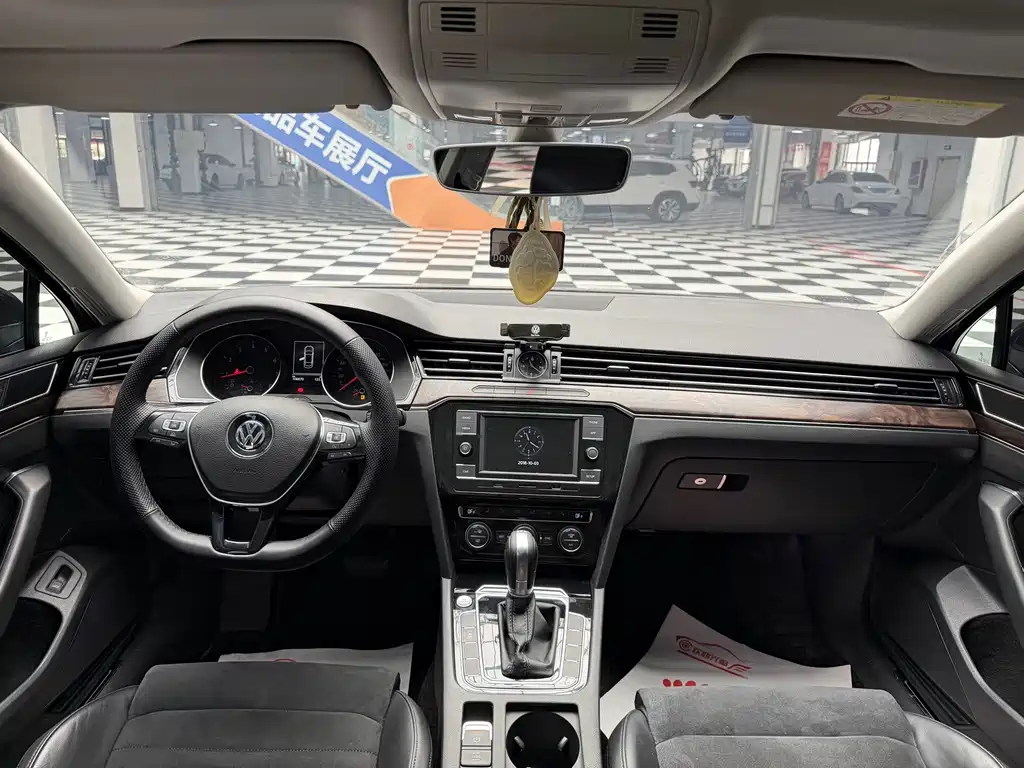 Volkswagen Magotan — миниатюра 5