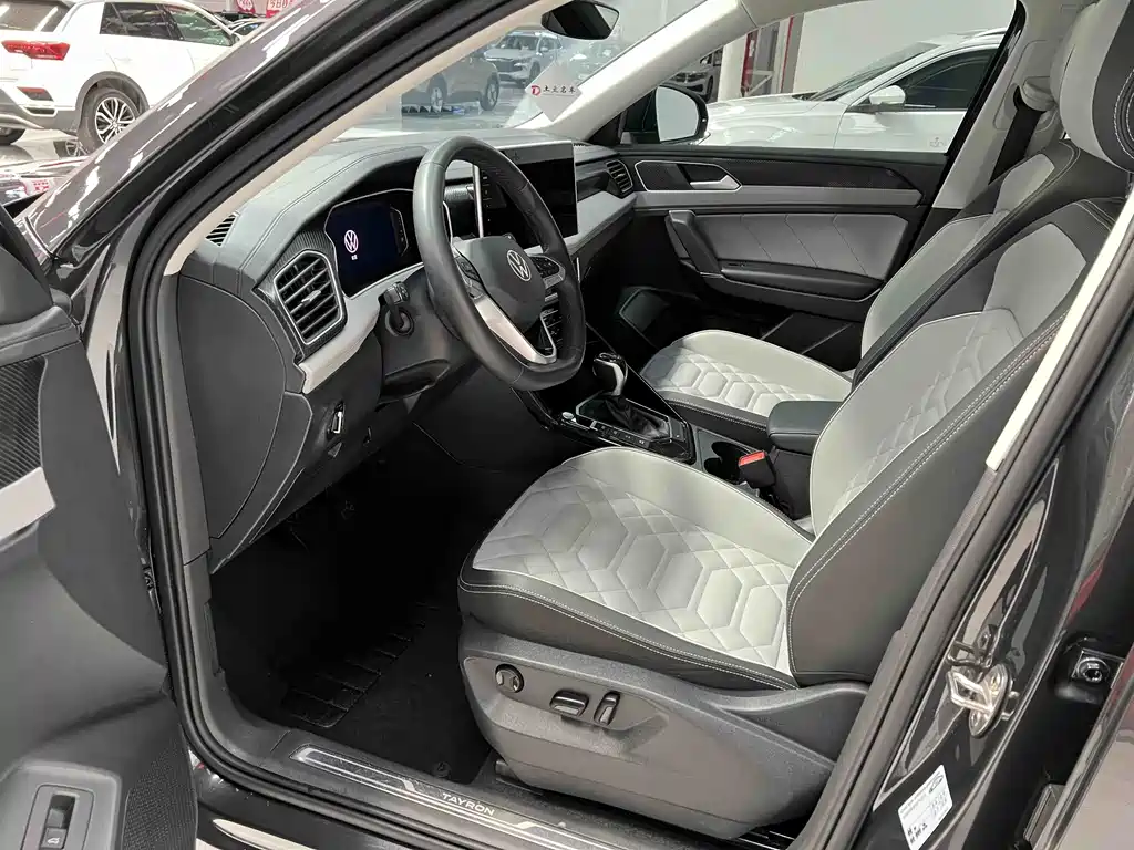 Volkswagen Tayron 2023 280TSI Luxury Plus