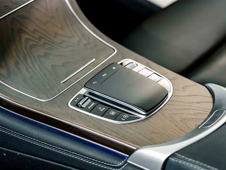 Mercedes-Benz GLC — миниатюра 14