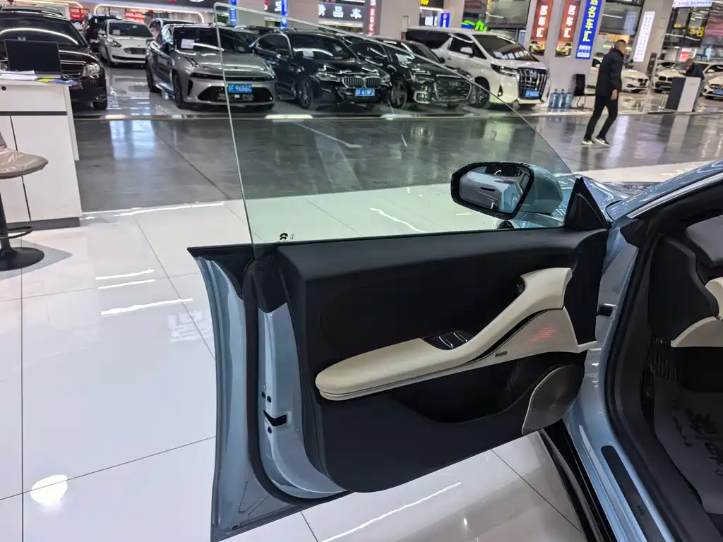 NIO ET5T — миниатюра 7