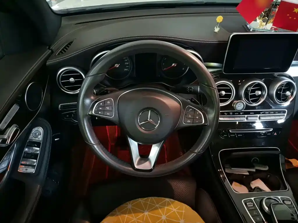 Mercedes-Benz GLC — миниатюра 3